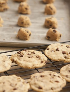 Chocolate cookies. Photo : Mike Kemp