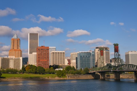 USA, Oregon, Portland skyline. Photo : Gary Weathers