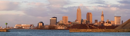 USA, Ohio, Cleveland, City skyline on Lake Erie. Photo : Henryk Sadura