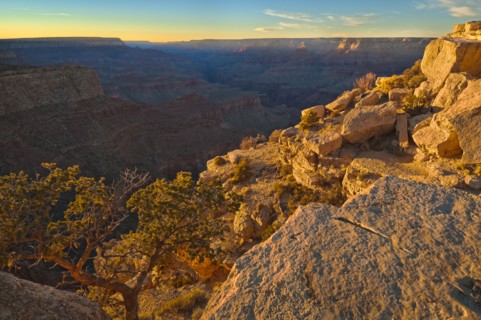 USA, Arizona, Grand Canyon at sunset. Photo : Gary Weathers