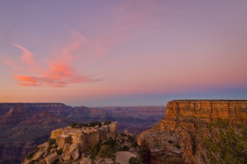 USA, Arizona, Grand Canyon at sunset. Photo : Gary Weathers