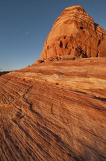 USA, Nevada, Valley of Fire, red rocks. Photo : Gary Weathers