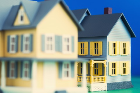 Studio shot of models of houses. Photo : Antonio M. Rosario