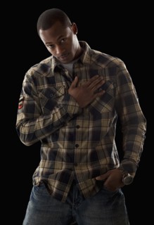 Studio portrait of young man. Photo : Mike Kemp