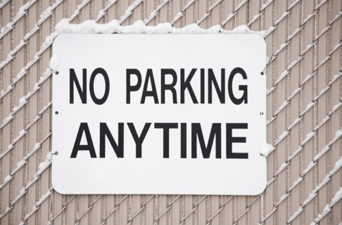 No parking sing. Photo : Kristin Lee
