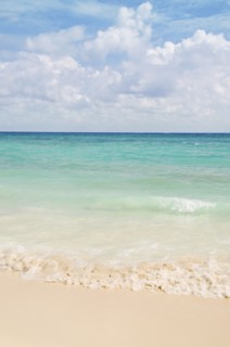 Mexico, Playa Del Carmen, beach. Photo: Tetra Images