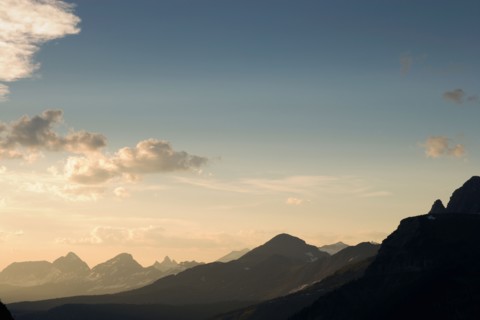 USA, Montana, Glacier National Park, Mountain range. Photo : Noah Clayton