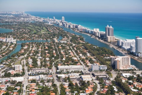 USA, Florida, Miami cityscape as seen from air. Photo : fotog