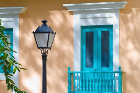 Puerto Rico, Old San Juan, House and street lamp.