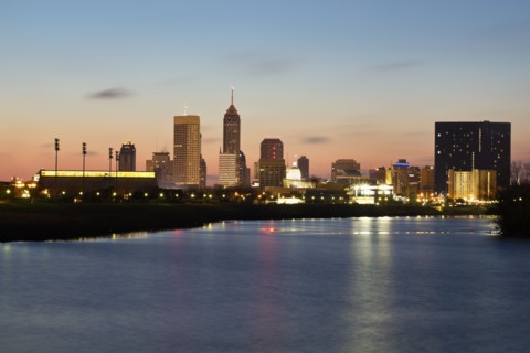 USA, Indiana, Indianapolis, Skyline with State Capitol Building. Photo : Henryk Sadura