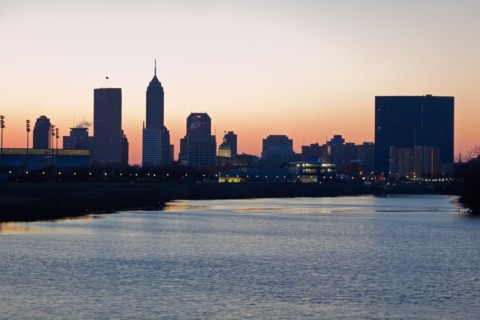 USA, Indiana, Indianapolis, Skyline with State Capitol Building. Photo : Henryk Sadura