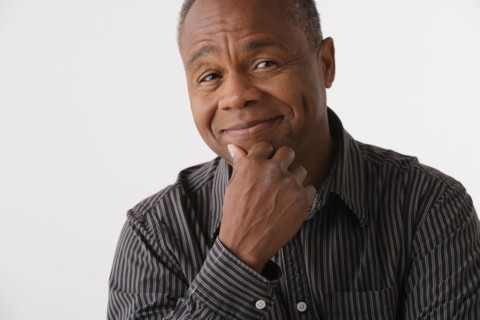 Portrait of mature man, studio shot. Photo : Rob Lewine