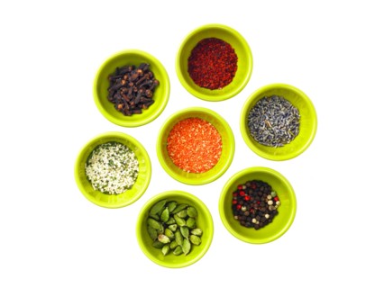 Studio shot of mixed Eastern spices. Photo : David Arky