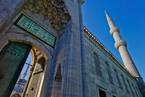 Turkey, Istanbul, Sultanahmet Mosque.