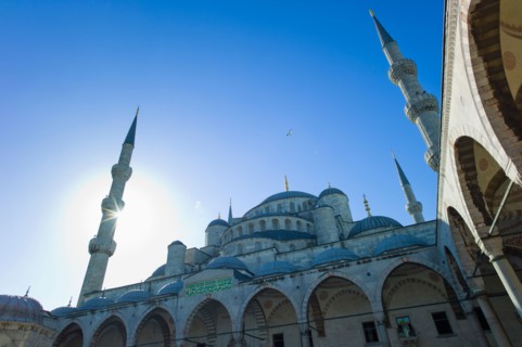 Turkey, Istanbul, Sultanahmet Mosque.