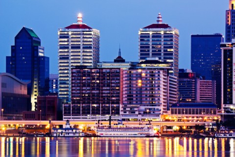 USA, Kentucky, Louisville, Skyline at night. Photo: Henryk Sadura