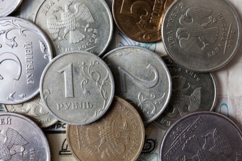 Close-up of Russian coins. Photo : Winslow Productions