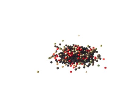 Studio shot of mixed pepper corns. Photo : David Arky