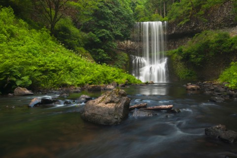 USA, Oregon, Silver Falls State Park, Lower South Falls. Photo : Gary J Weathers
