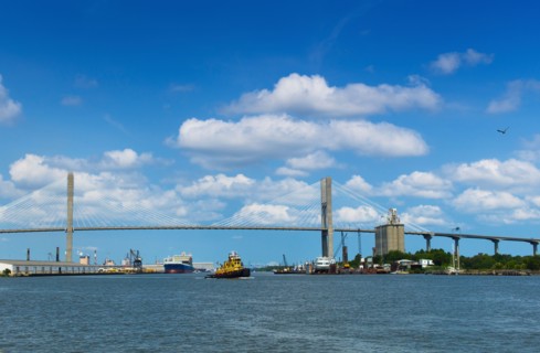 USA, Georgia, Savannah, Tamadge Bridge over Savannah River.