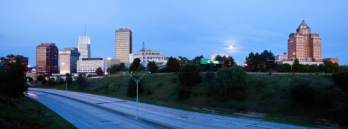 USA, Ohio, Akron, Skyline at dusk. Photo: Henryk Sadura