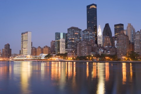 USA, New York State, New York City, Manhattan, Skyscrapers of Manhattan at dusk. Photo : fotog
