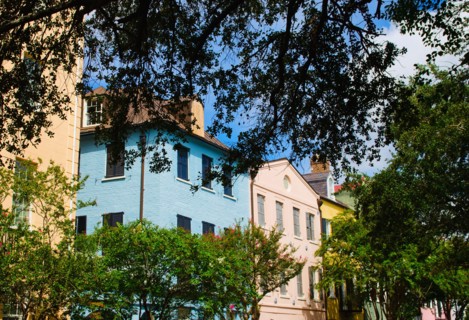 USA, South Carolina, Charleston, Rainbow Row, Bay Street, Houses in residential district.