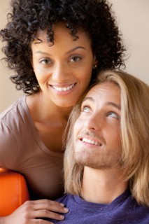 Portrait of young couple. Photo : Rob Lewine