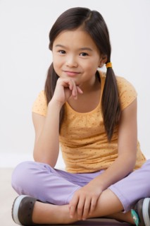 Studio portrait of girl (8-9). Photo : Rob Lewine