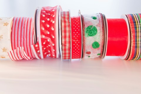 Close-up of christmas ribbons. Photo : Daniel Grill