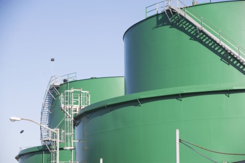 USA, New York City, Green storage tanks. Photo: fotog