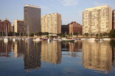 USA, Illinois, Chicago, Marina with apartment buildings. Photo : Henryk Sadura