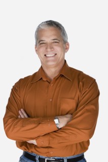Studio portrait of mature man. Photo : Rob Lewine