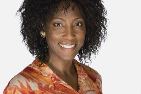 Studio portrait of mature woman. Photo : Rob Lewine