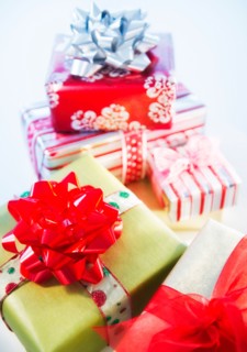 Studio Shot christmas gifts. Photo : Daniel Grill