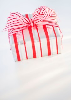 Studio Shot christmas gifts. Photo : Daniel Grill