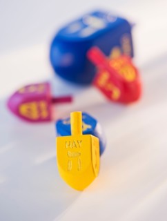 Studio Shot of dreidels. Photo : Daniel Grill