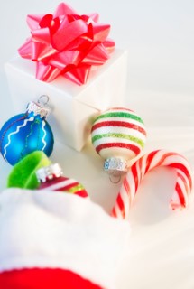Still life with Christmas stocking and baubles. Photo : Daniel Grill