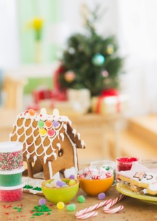 Gingerbread decorations. Photo : Daniel Grill
