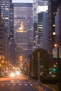 USA, New York State, New York City, Manhattan, skyscrapers on 42nd Street. Photo : fotog