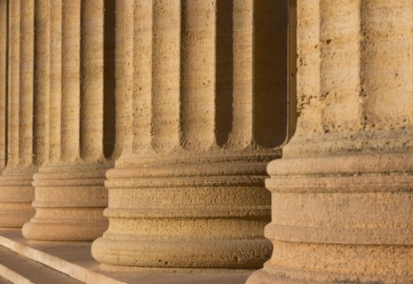 USA, Pennsylvania, Philadelphia, close-up of Philadelphia Museum Of Art colonnade. Photo : fotog