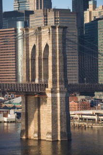 USA, New York State, New York City, close-up of Brooklyn Bridge. Photo : fotog