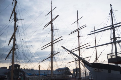 USA, New York State, New York City, seaport museum at dusk. Photo : fotog