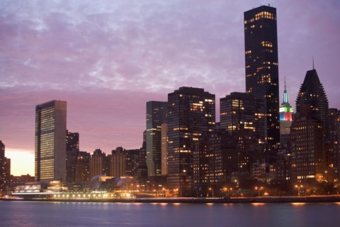 USA, New York State, New York City, cityscape at dusk. Photo : fotog