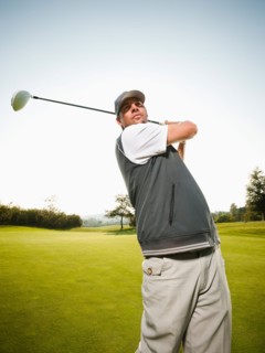 USA, California, Mission Viejo, Man playing golf.