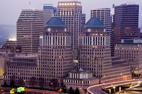 USA, Ohio, Cincinnati skyline at dawn. Photo : Henryk Sadura