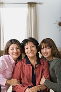 Family portrait of three women. Photo : Rob Lewine