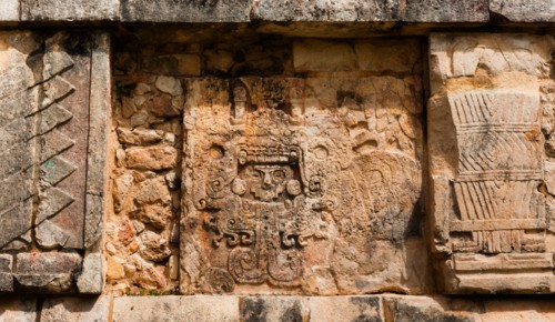 Mexico, Yucatan, Chichen Itza. Mayan ruins.