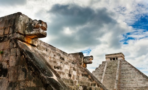 Mexico, Yucatan, Chichen Itza. Mayan ruins.