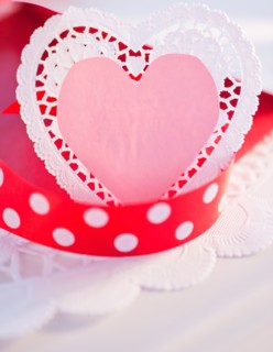 Close up of Valentine's Day decorations, studio shot. Photo : Daniel Grill